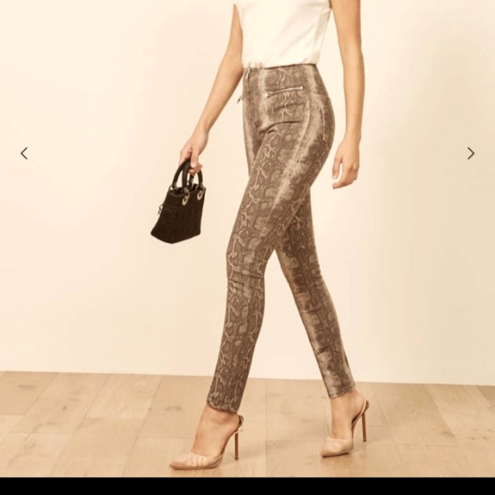 Reformation pants size 25